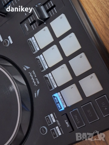 Hercules DJControl Inpulse 300 MK2 – DJ контролер като нов неизползван, снимка 7 - Ресийвъри, усилватели, смесителни пултове - 53261778