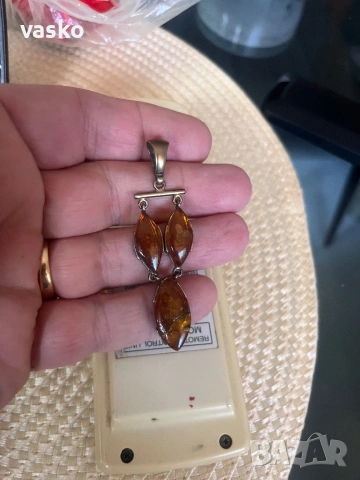 Сребро и кехлибар-9 грама