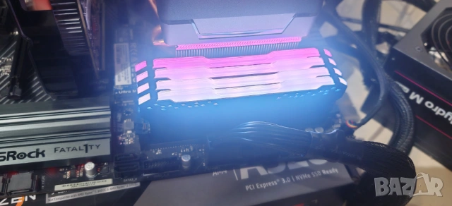 Продавам ТОП Рам Памети 4X8Gb DDR4 3200 Corsair Vengeance RGB Pro, снимка 5 - RAM памет - 53491066