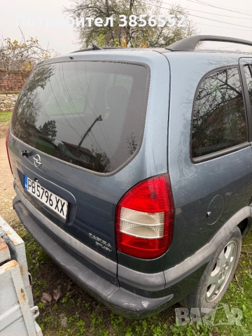 Opel Zafira 2.0, снимка 4 - Автомобили и джипове - 52632332