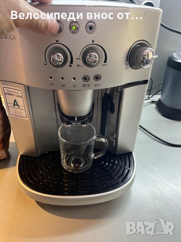 Кафе автомат DeLonghi MAGNIFICA внос от Австрия много запазен пръсва хубаво кафе , снимка 15 - Кафемашини - 45913787