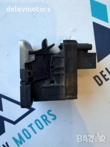 5E0927225D копче за електрическа ръчна спирачка от Volkswagen Golf 7 Estate, 1.6 TDI, 110 ph., engin, снимка 2 - Части - 53540982