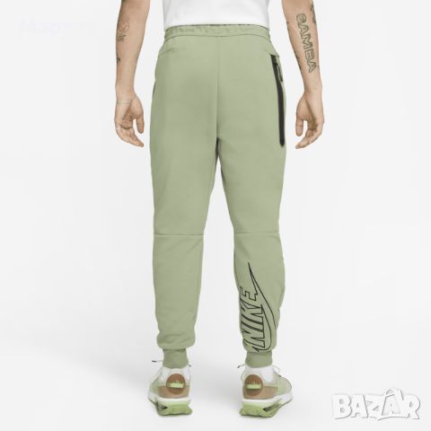 Мъжко долнище Nike Tech Fleece Graphic - размер М, снимка 5 - Спортни дрехи, екипи - 45483521
