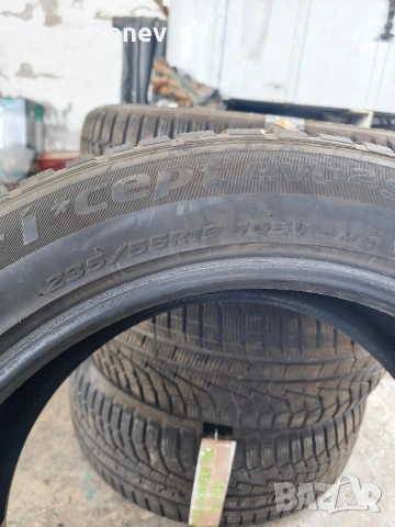 зимни гуми hankook 235/55 R19, снимка 4 - Гуми и джанти - 53258130