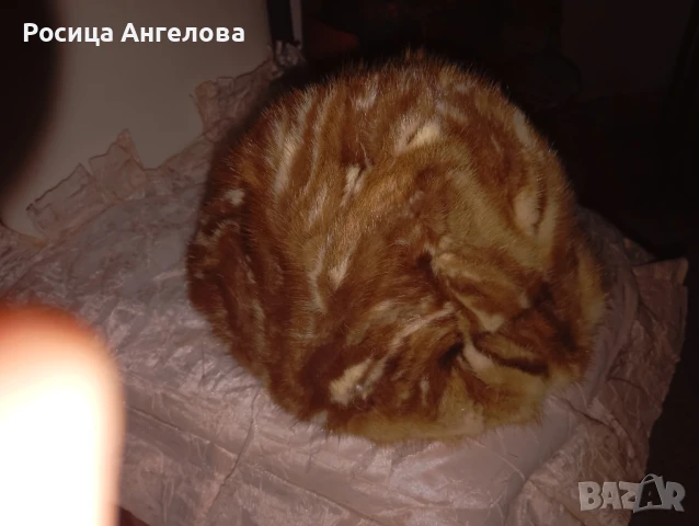 Винтидж дамска шапка с естествен косъм от естествена кожа , снимка 8 - Шапки - 51401917