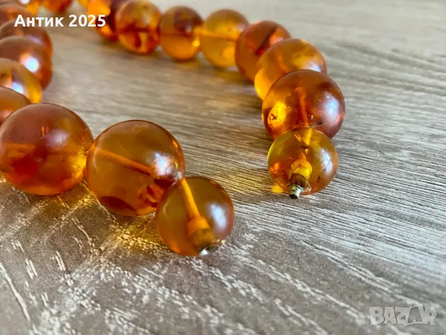 Естествен кехлибар, снимка 2 - Антикварни и старинни предмети - 50432860