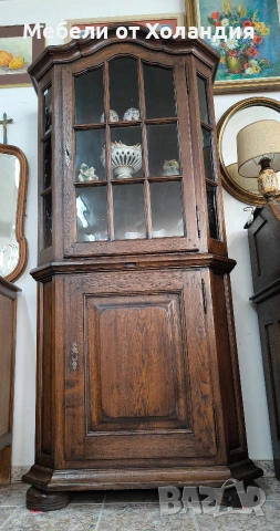 Висок дъбов шкаф с витрина, снимка 11 - Шкафове - 54133661