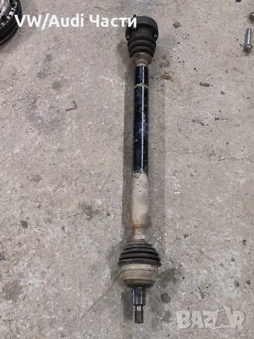 Дясна полуоска за Голф 4 Ауди А3 Сеат Шкода 1.6 VW Golf 4 Audi A3 Seat Skoda Bora 1.6 1.8