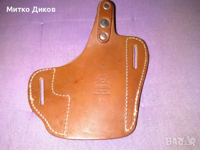 Кобур за пистолет нов марков винтидж нов AKAH 023 West Germany