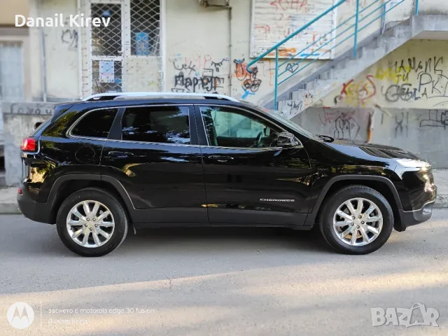 Jeep Cherokee V6 3.2 limited, снимка 3 - Автомобили и джипове - 47753893