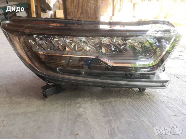 Фар Honda CR-V LED десен/Фар Хонда ЦР-В 17-23 Оригинален , снимка 2 - Части - 46498479