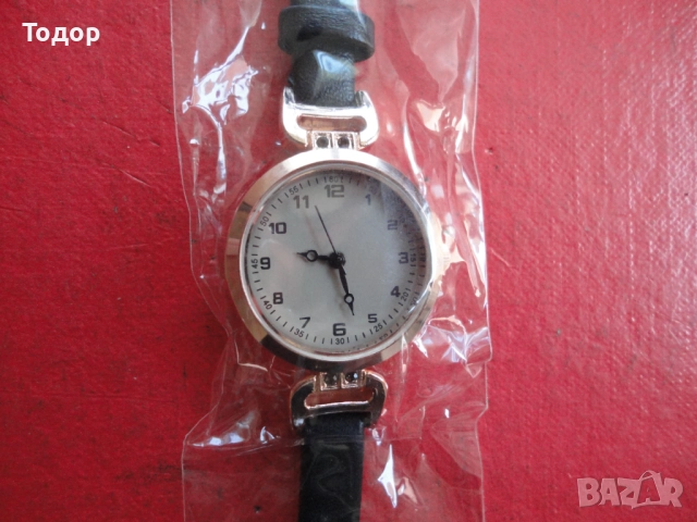 Дамски кварцов часовник 1, снимка 3 - Дамски - 52671650