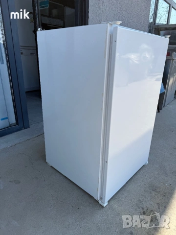 Малък хладилник за вграждане Миеле - Miele, снимка 7 - Хладилници - 53703643