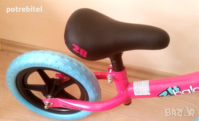 Балансиращ велосипед BALANCE 2B - розов / сини гуми - НОВ, снимка 4 - Детски велосипеди, триколки и коли - 46387366