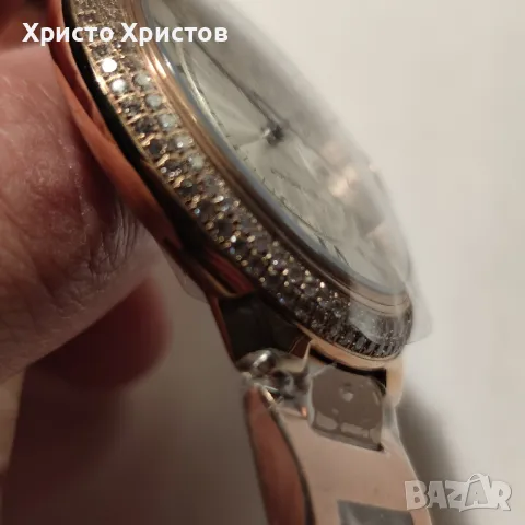 Дамски луксозен часовник Cartier Ballon Bleu , снимка 9 - Дамски - 47088592