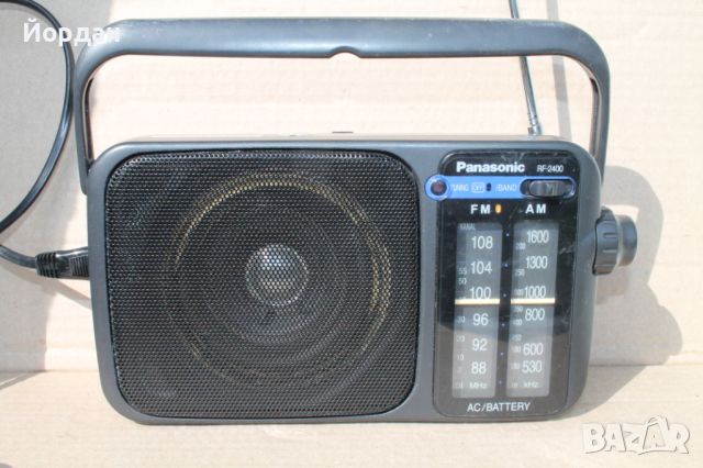 Радио ''Panasonic RF 2400'', снимка 1 - Радиокасетофони, транзистори - 45421900