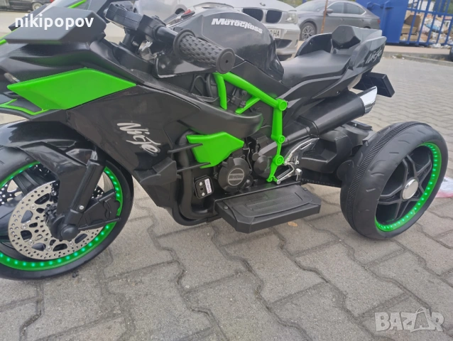 KAWASAKI акумулаторен мотор NINJA черен, снимка 11 - Детски велосипеди, триколки и коли - 53569680