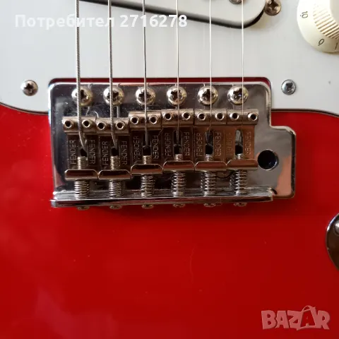 Squier Strat  by Fender 2004, снимка 4 - Китари - 50203196