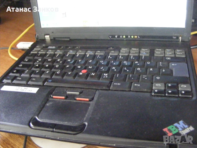 Работещ лаптоп IBM ThinkPad T41 цял или за части, снимка 13 - Части за лаптопи - 50549211