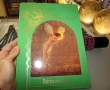 Голяма ретро книга с фантастични разкази и илюстрации на английски език и твърди корици, снимка 2