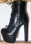 Луксозни дамски черни боти от релефна изкуствена кожа с висок ток и платформа-олекотени . N36 НОВИ , снимка 1
