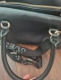 Оригинална дамска чанта Guess, снимка 8