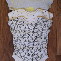 Два комплект блуза с клин + подарък бодита, снимка 6 - Комплекти за бебе - 39295293