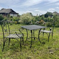 Градински комплект маса и столове от ковано желязо, снимка 3 - Маси - 45862361