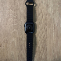 Apple Watch SE 40mm, снимка 2 - Смарт часовници - 45032028