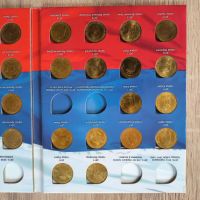 Колекционен албум 10 рубли Градове на войнска слава 32 монети, снимка 2 - Нумизматика и бонистика - 45568915