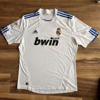 Оригинална тениска на Реал Мадрид от сезон 2010-2011г. Перфектно състояние., снимка 1 - Футбол - 45423224