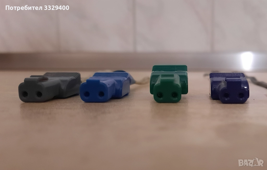 букси (конектори) Sony с кабел-за тонколони, снимка 1