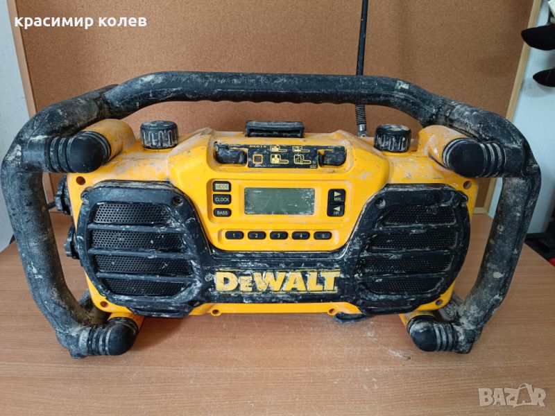 строително радио "DEWALT-DCO 13-QW", снимка 1