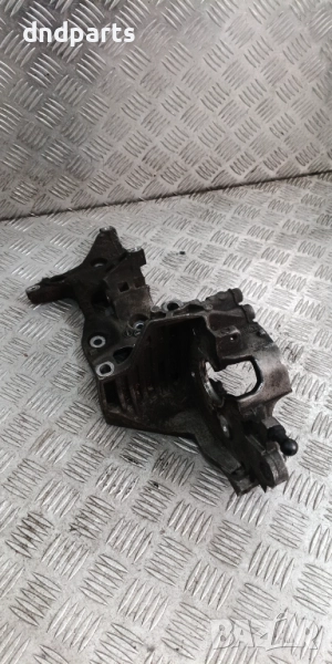 Алуминиева конзола Seat Toledo 1.6TDI 2016г. 04L903143D	, снимка 1