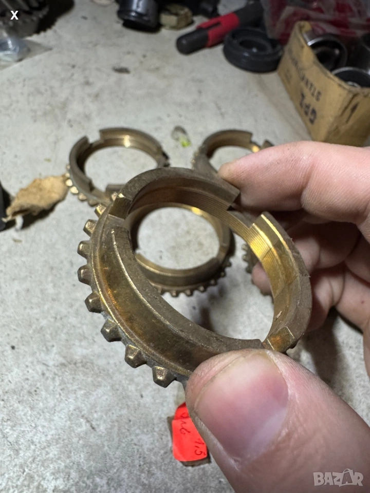 СИНХРОНИЗАТОР КУТИЯ МОСКВИЧ 408 НОВ ОРИГИНАЛЕН, снимка 1