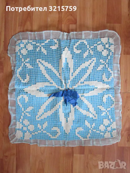 Стара декоративна възглавница -плетена- една кука, 50х50см., снимка 1