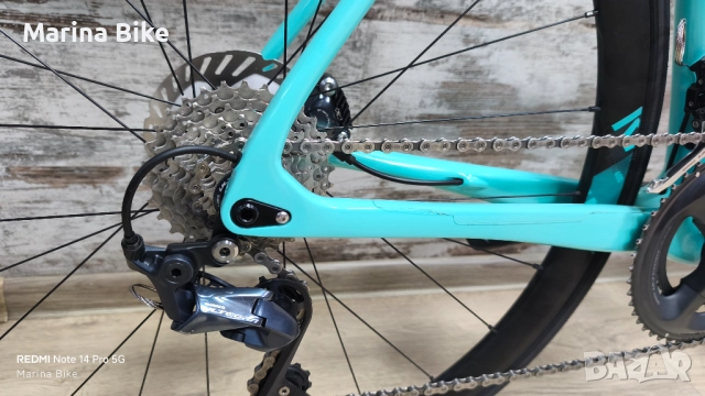Карбонов шосеен велосипед Bianchi Specialissima CV Disc Ultegra Fulcrum | 57, снимка 4 - Велосипеди - 52991623