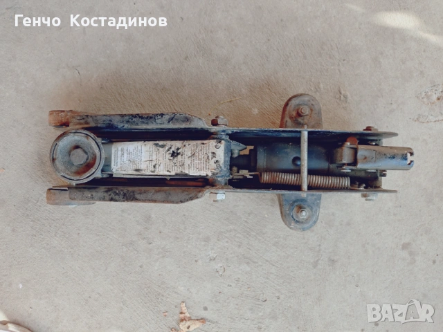 Продавам крик хидравличен тип гущер, снимка 2 - Други инструменти - 53640748