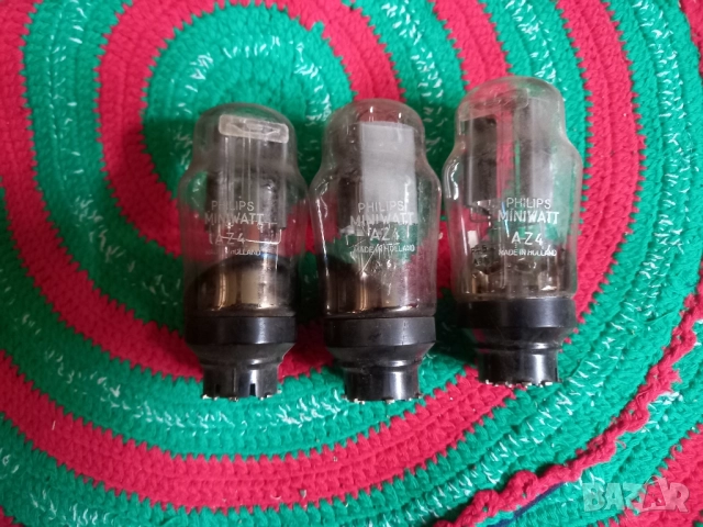 Радио лампи AZ4 