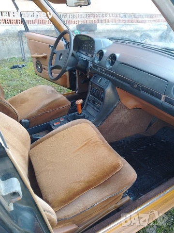 Mercedes W123 2300 Климатик цял за части, снимка 15 - Автомобили и джипове - 53743516
