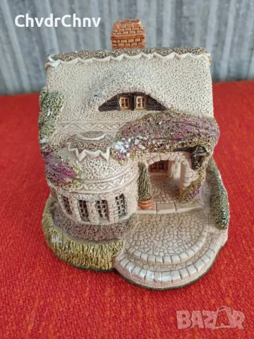 Шотландска колекционерска декоративна къща/Fraser Creations модел Acorn Cottage/стил Lilliput Lane, снимка 1 - Колекции - 48506444