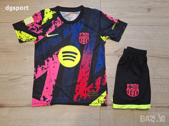 Детски флуоресцентен футболен екип на Барселона #ЛАМИН ЯМАЛ #10!, снимка 2 - Футбол - 52066056