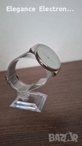 Продавам дамски часовник Avon Gy5LF9 – елегантен модел с камъчета, снимка 2 - Дамски - 51147134