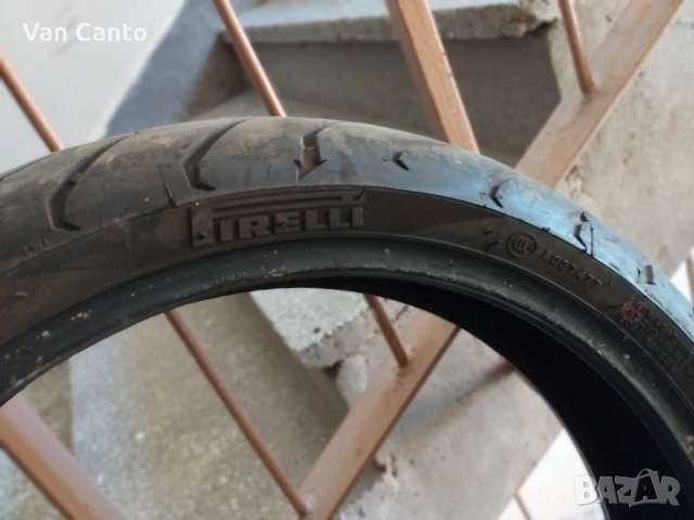 Предна гума Пирели Angel GT120/70/17, снимка 6 - Мотоциклети и мототехника - 50749466