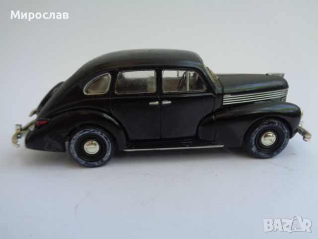 1:43 OPEL KAPITAN КОЛИЧКА РЕТРО МОДЕЛ ИГРАЧКА, снимка 3 - Колекции - 46226607