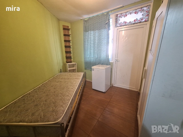 обзаведено ателие Център до метро Лъвов мост за 1 мъж