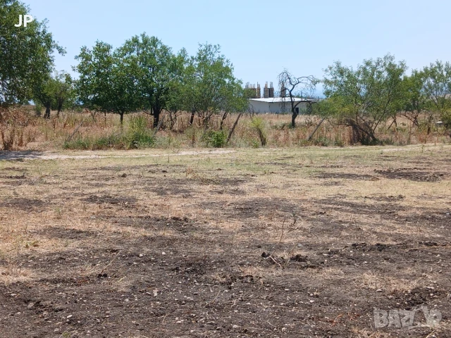 АТРАКТИВЕН Парцел-близо до кв.ХИСАРЯ!