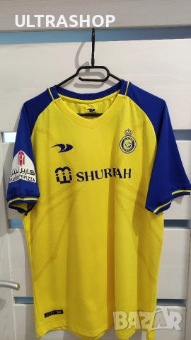 Футболна фланелка на Al Nassr L size в отлично състояние 