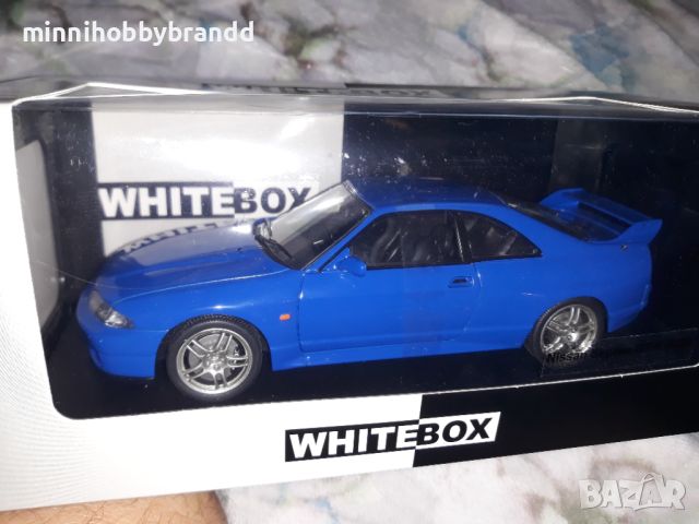 Nissan Skyline GT-R (R33) 1.24 White Box . Top Top Top  model.! 