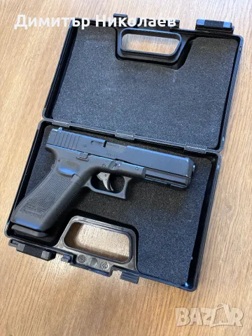 Въздушен пистолет Umarex Glock 17 Gen5 Blowback 4,5mm, снимка 2 - Въздушно оръжие - 47389653